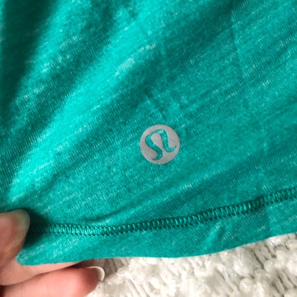 *SOLD* Lululemon Glide and Stride Tank in Teal - Picture 5 of 6